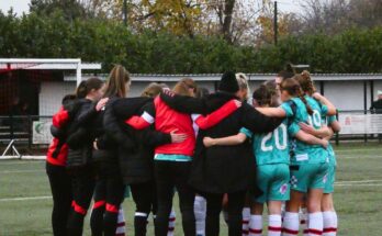 Southampton in a group huddle.