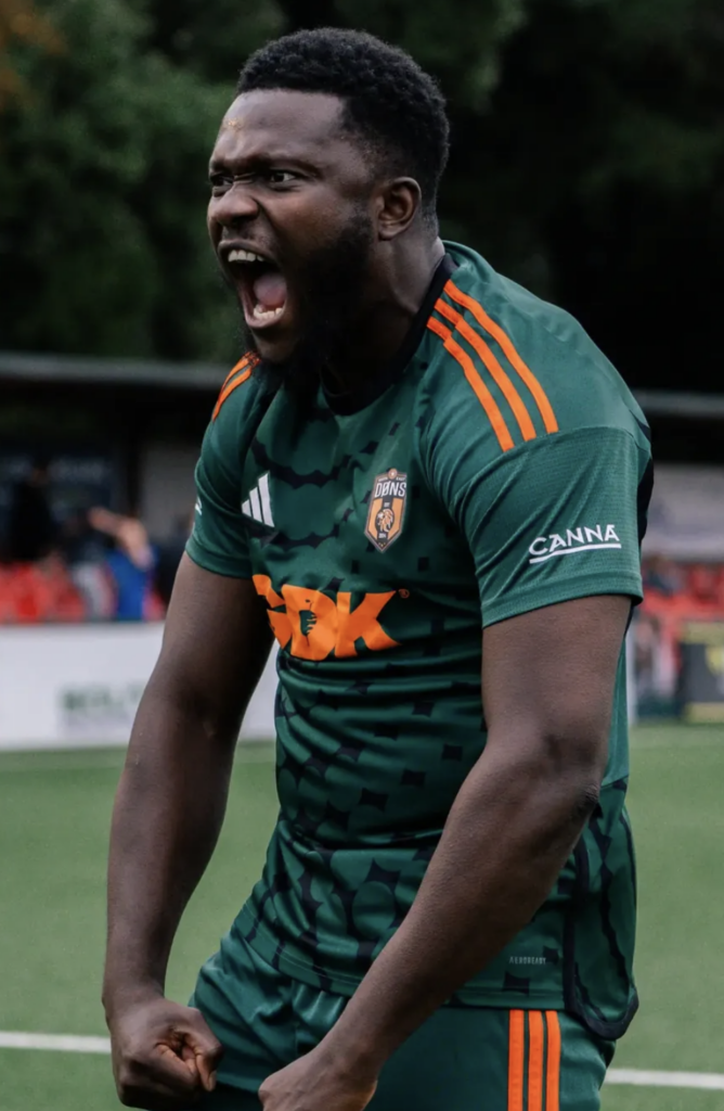Alex Teniola at Chichester City - credit smw._photography on Instagram